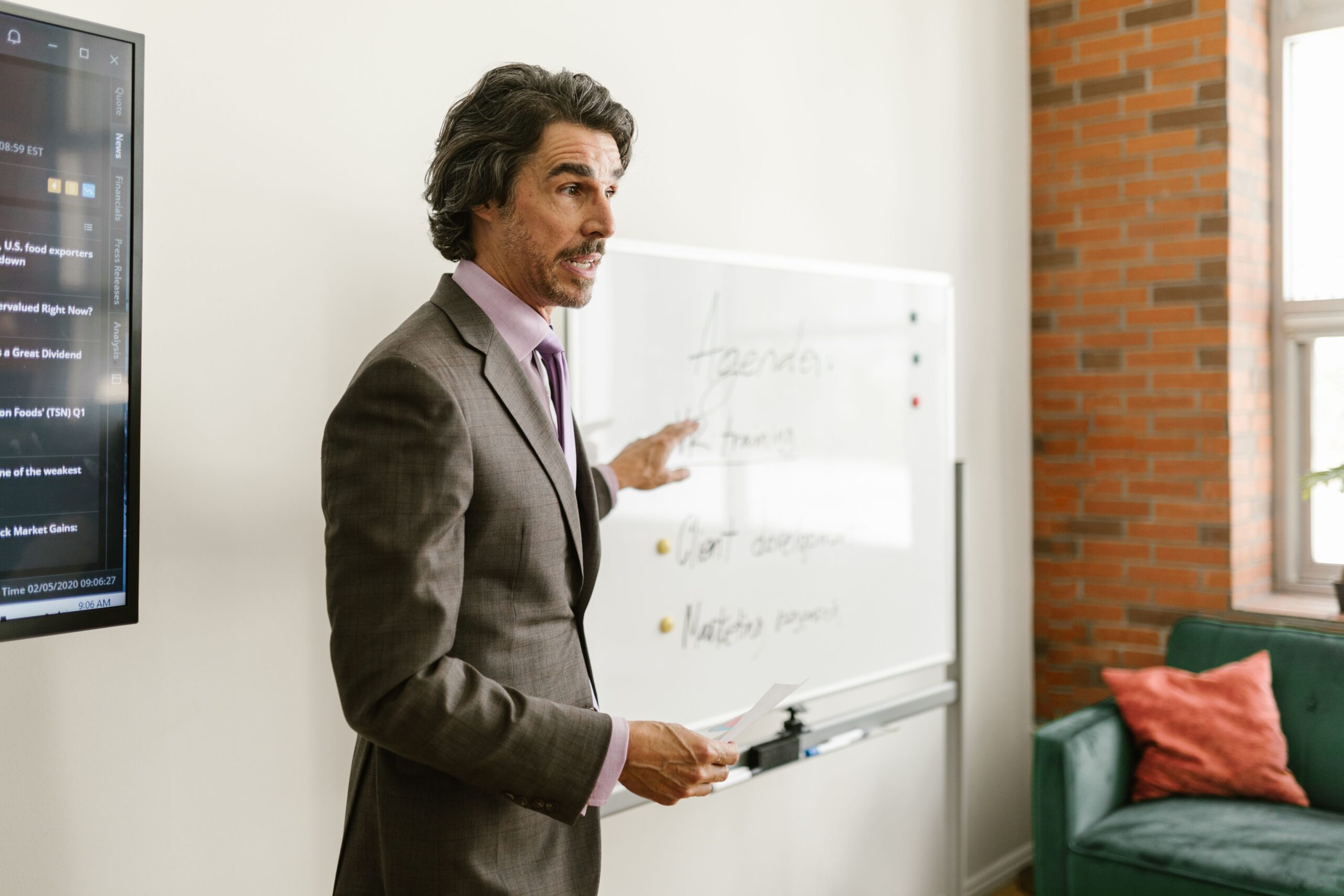 How Pay Per Call Marketing Works and How to Track Every Qualified Call